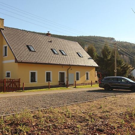 Apartment Ostružná Rom bilde