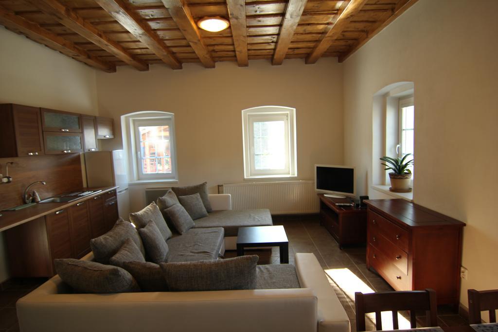 Apartment Ostružná Rom bilde