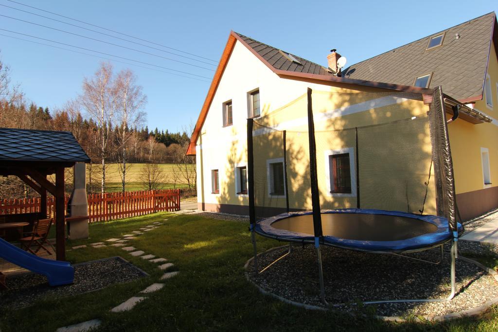 Apartment Ostružná Rom bilde